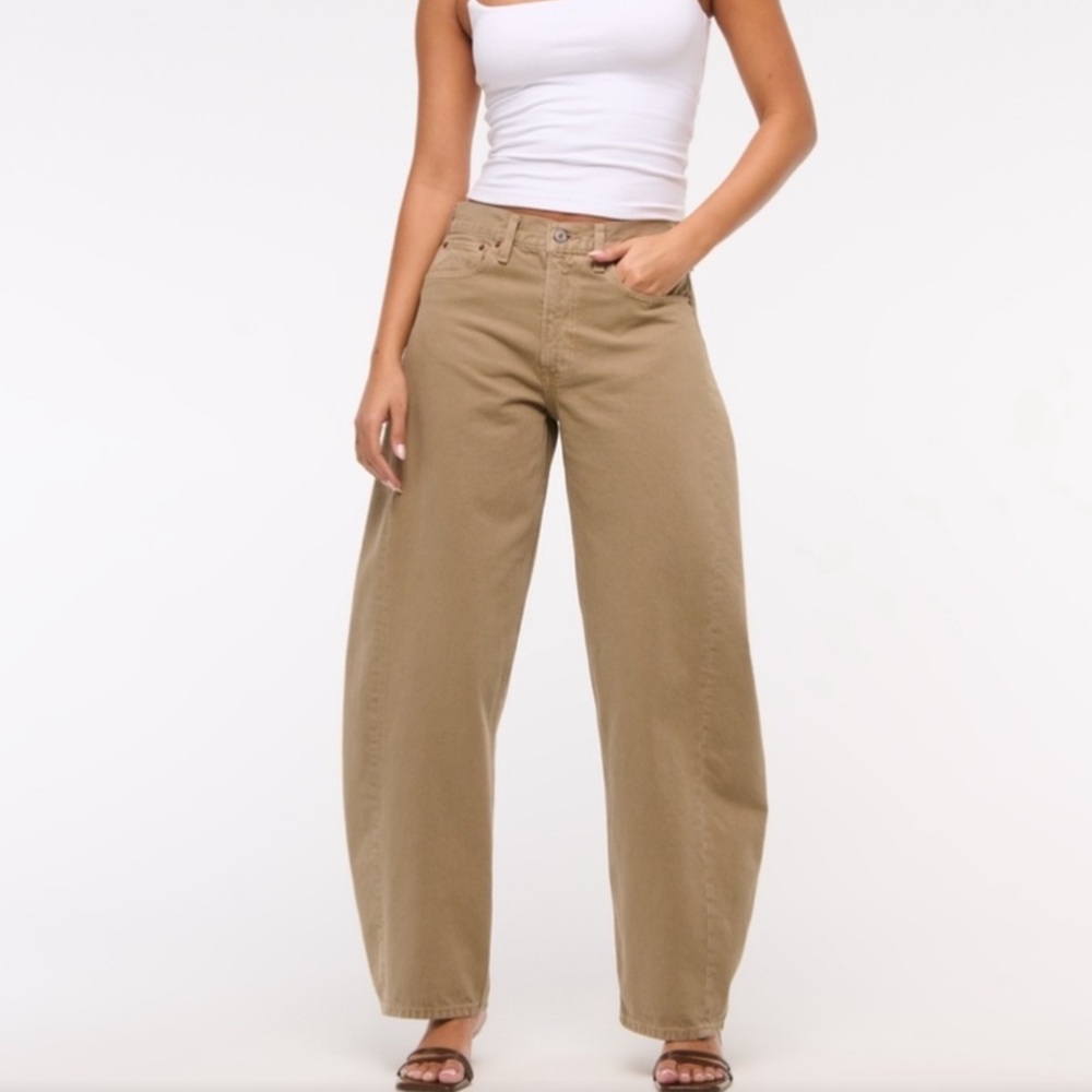 Abercrombie & Fitch Wide Leg Jeans - Tan